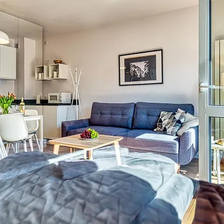 Skandynawski 54 Z Garazem Podziemnym - 5d *